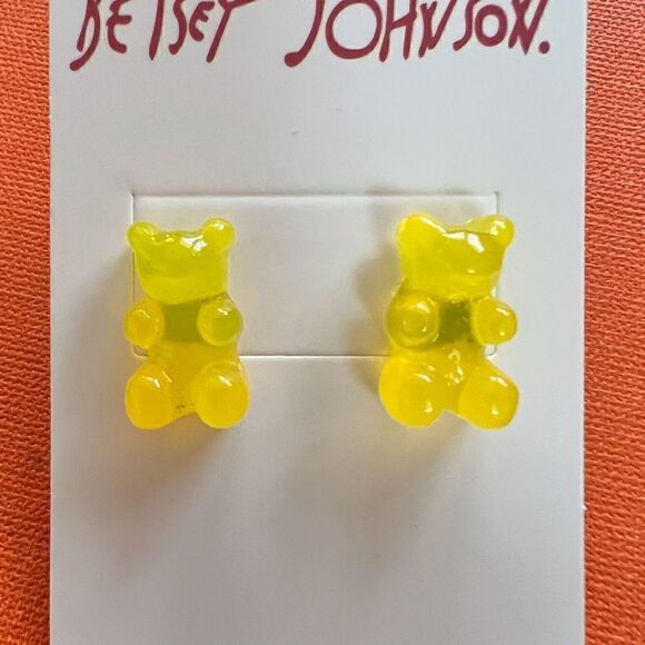 💛 Betsey Johnson lemon yellow gummy bear earrings 💛 - Picture 1 of 5